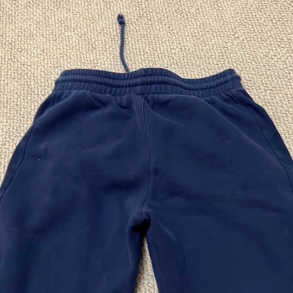 Womens Aritzia track pants size xs - Picture 4 of 4